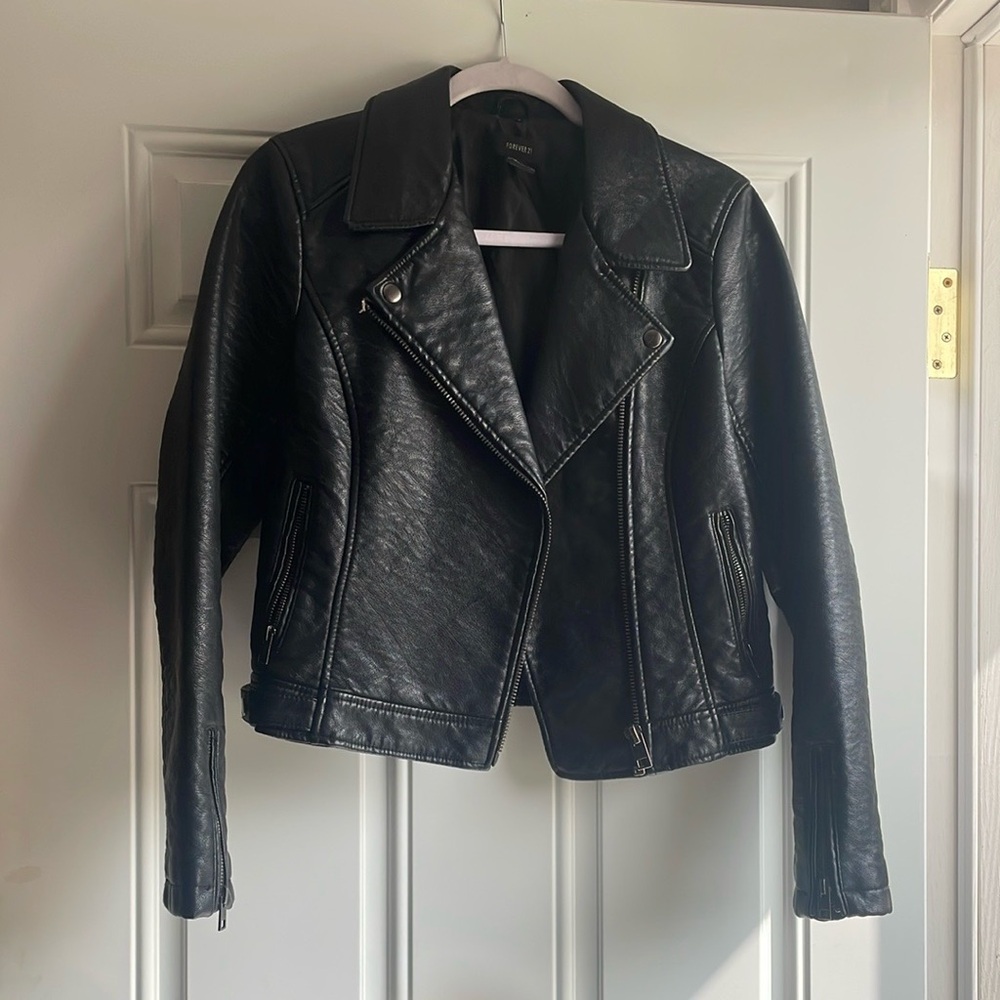 Forever 21 Black Faux Leather Moto Jacket with Zipper Details